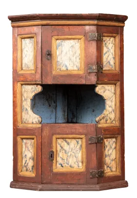 Hjørne- hengeskap med sprang 