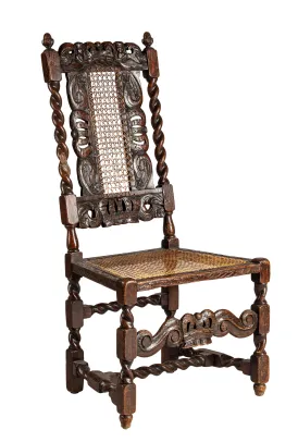 6 høyryggede stoler