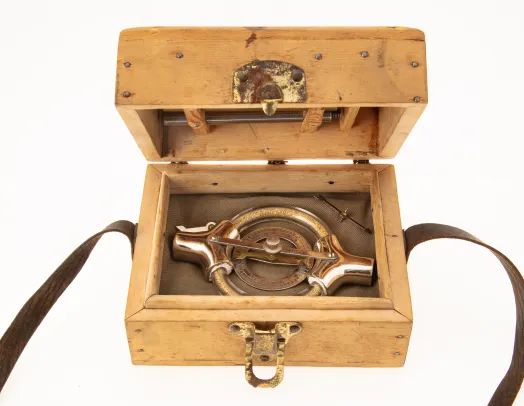 "Minors Compass" / "Spanish dip Needle" 